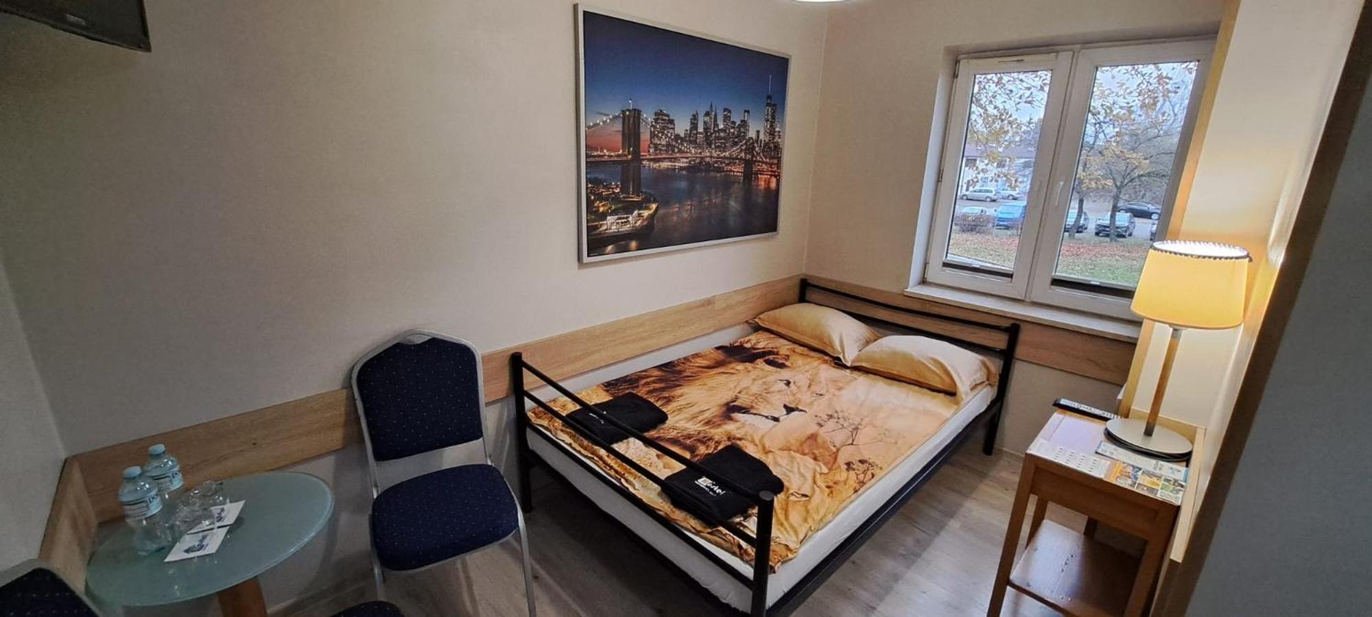 Hostel Centrum ราดอม ภายนอก รูปภาพ